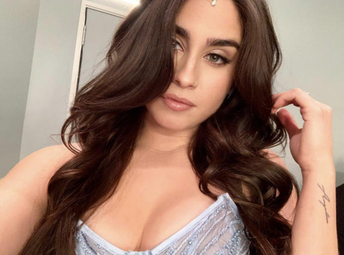 Who is the most beautiful woman on earth?