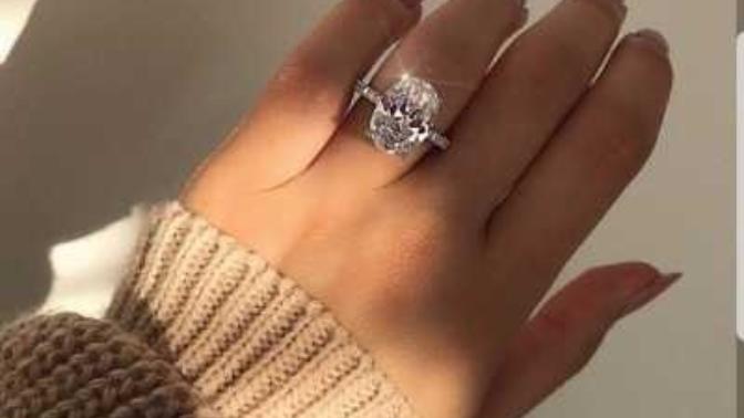 Does how your engagement ring look matter to you?