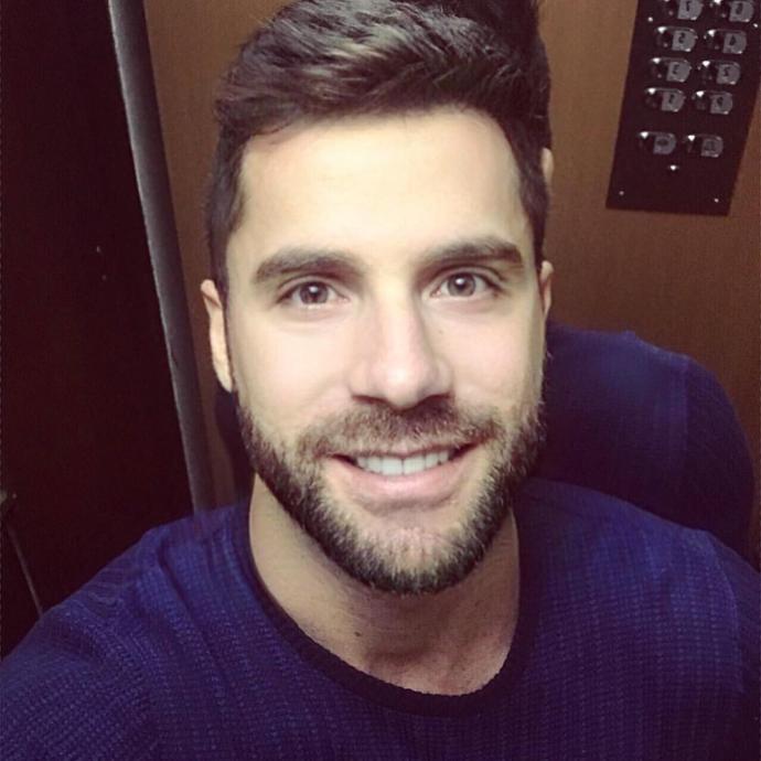 Should all guys grow beards?