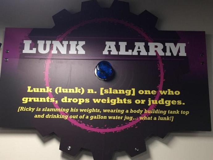 22-year-old woman kicked out of gym over 'revealing' crop top that 'distracted' men. Opinions?