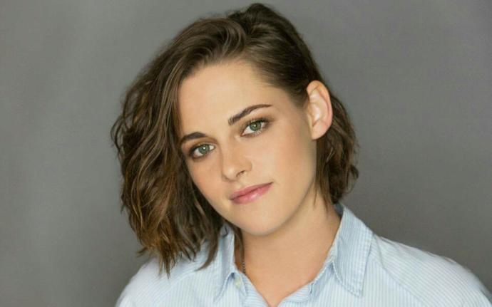 Does Kristen Stewart look better as a blonde or Brunette??