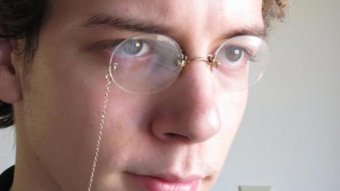 Would you wear pince-nez glasses?
