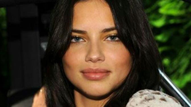 Who is prettier - Jessica Alba or Adriana Lima?