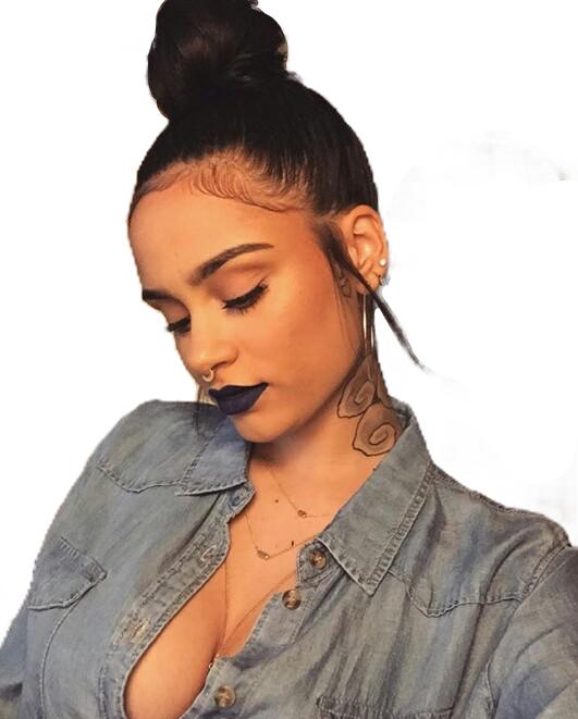 Anybody else think kelahni is Hot?