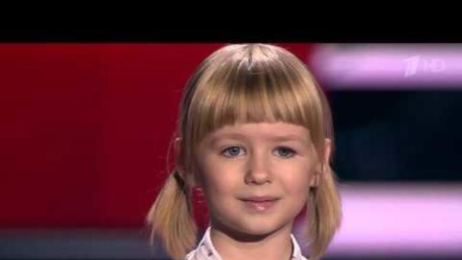 Is she Heterochromia iridum?