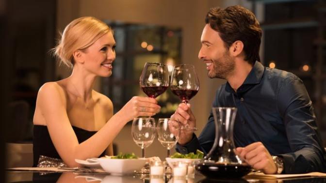 Men, why do you have such an issue with paying for a womans dinner on a date?