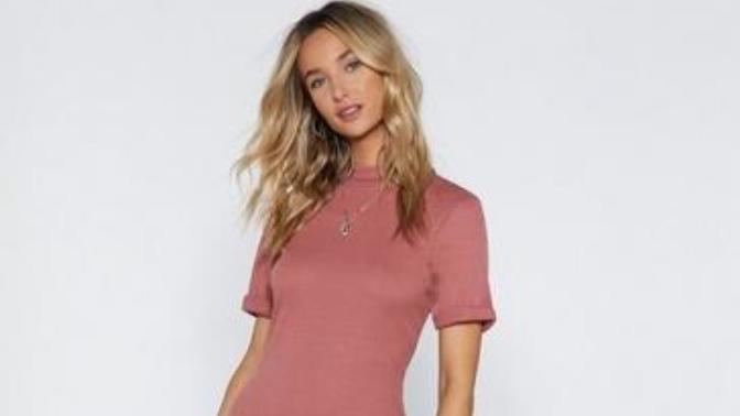 Guys, what style of dress do you find most attractive on a woman?