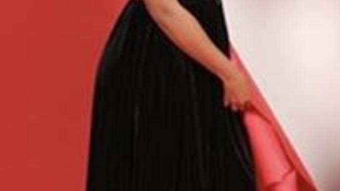 What do we think of this black dress :)?