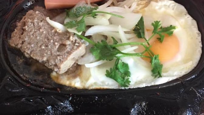 Would you eat this steak and egg?