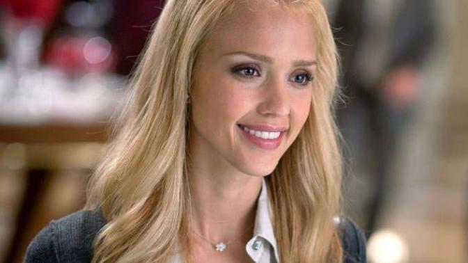 Who looks prettier or better as a blonde - Jessica Alba or Angelina Jolie?