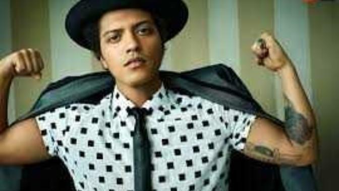 The rumor come out: Is Bruno Mars gay?