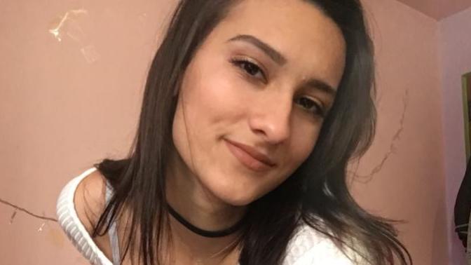 Should I dye my hair black?