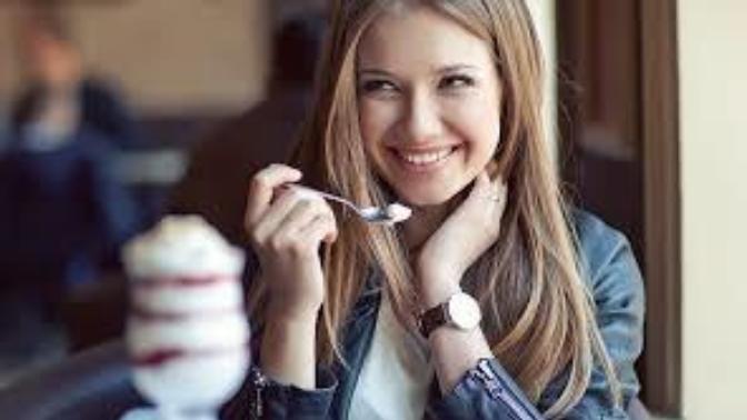 Do facial expressions or reactions draw you into a person?