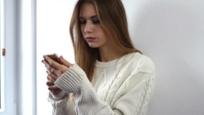 What do you look for when you go through someone's phone?