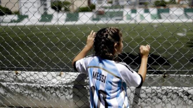What sports did you play when you were growing up? Do you still play?