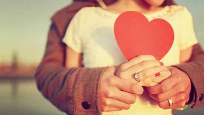 Do you think men and women's (romantic) love is the same?