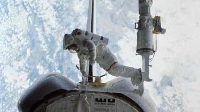 Would you ever be daring enough to be untethered on a space vehicle?