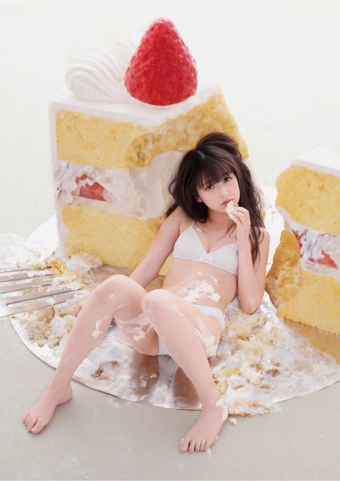 木村葉月 (Hazuki Kimura)