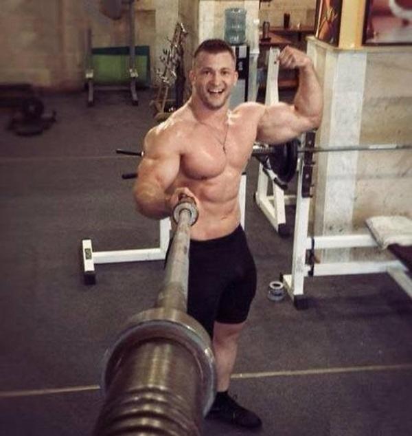 What do you think about guys with gym instagram accounts?