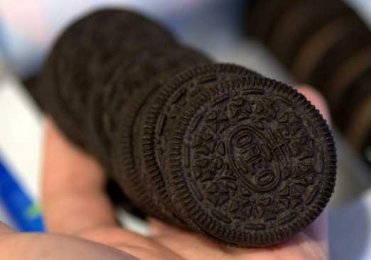 Oreo cream or cookie??