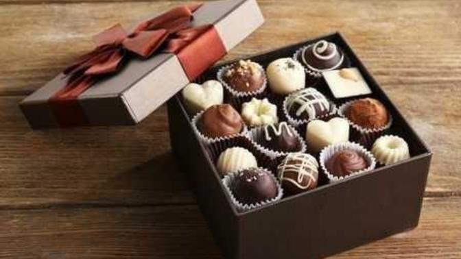 Is it necessary to give any gift during Valentine's day?