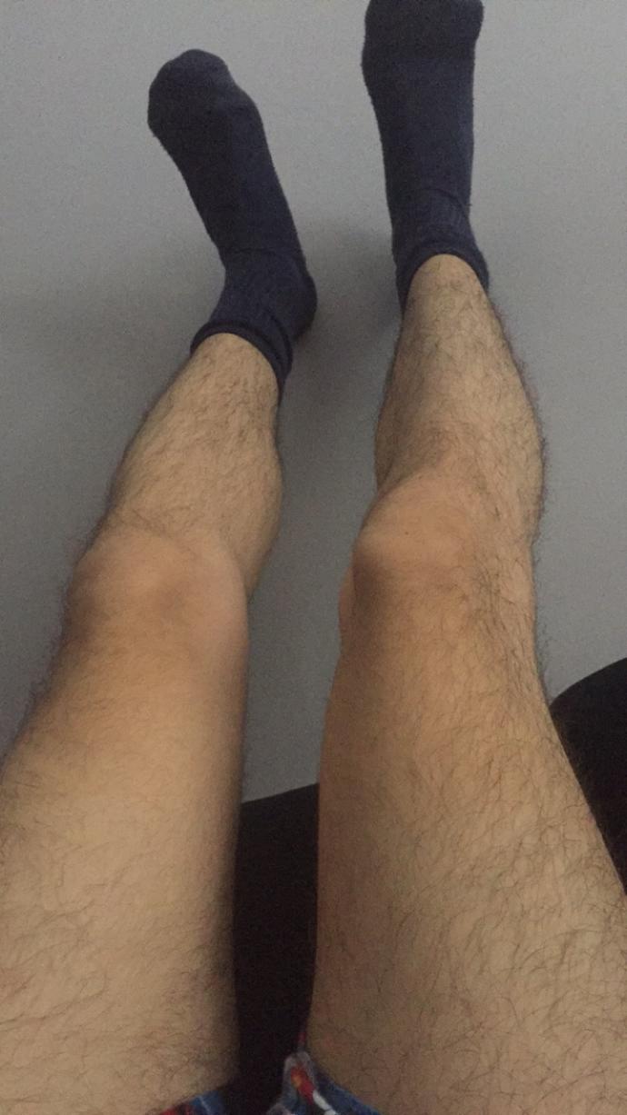 Girls, Do you like your man with hairy legs, trimmed legs or clean legs?