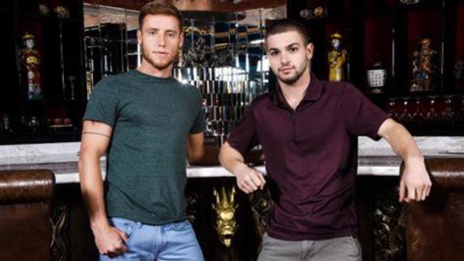 Does penis size decide who is the top and bottom in a homosexual relationship?