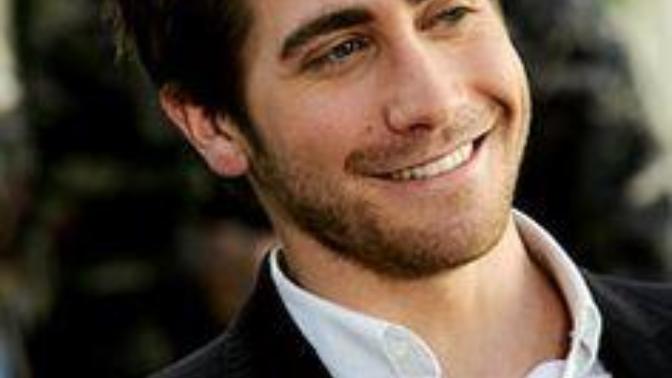 Do you find Jake Gyllenhaal attractive?