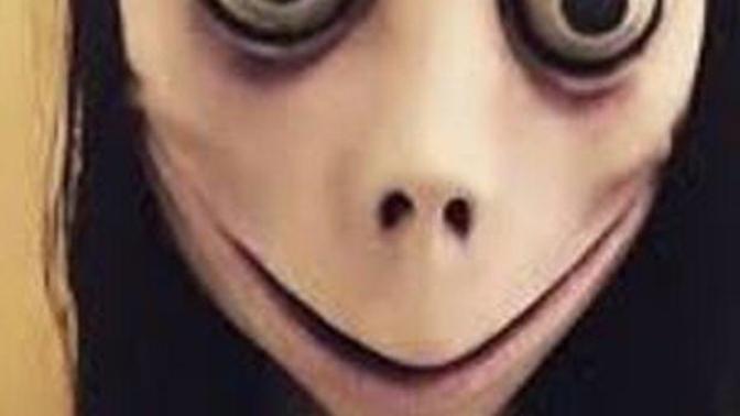 Is it me or Momo has to be literally the most creepiest and evil looking thing ever seen til now?