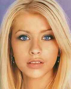 Who's more attractive back then:Christina Aguilera or Britney Spears?