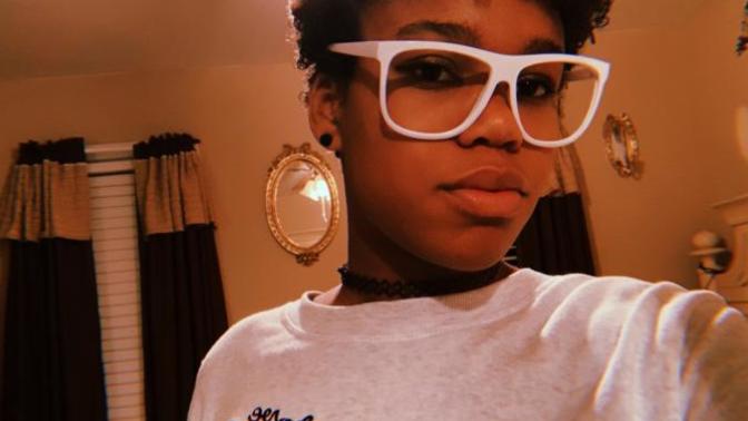 (Pictures) I have a pixie haircut and guys think I’m ugly or a lesbian. Can y’all help me?