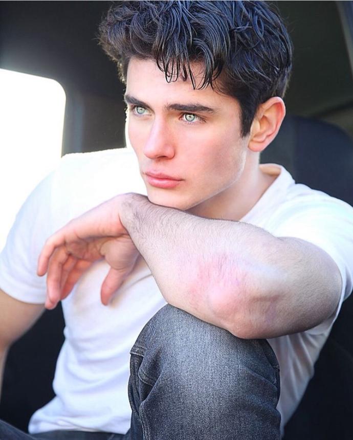 59 Best Photos Black Hair Guy Do Women Prefer Dark Or Light Hair  59 Best Photos Black Hair Guy Do Women Prefer Dark Or Light Hair