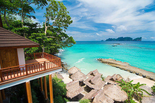 Which view do you prefer for your holiday? 
