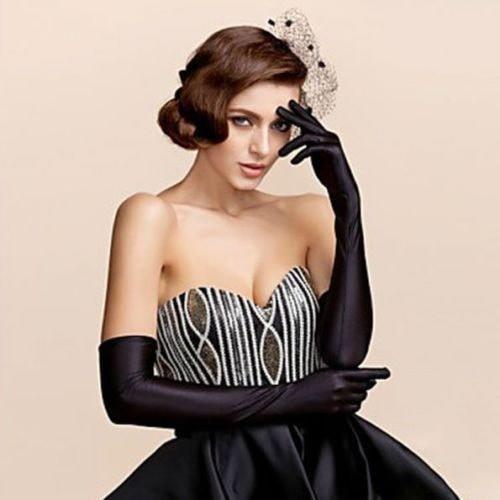 Anyone else ever had the opportunity to wear evening (Opera) gloves? Guys do you like the looks of these on girls?