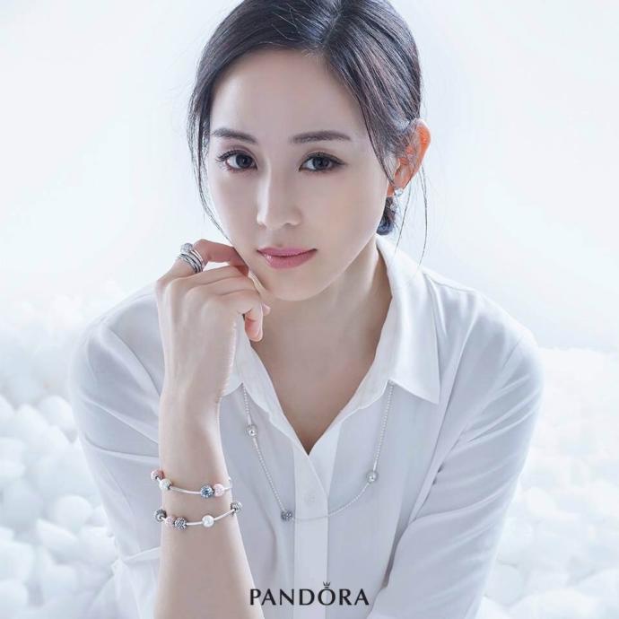 Chinese vs Japanese women: Which of these two group of East Asian women do you find more beautiful/attractive on average?