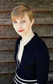 Does she look better with shorter or longer hair?
