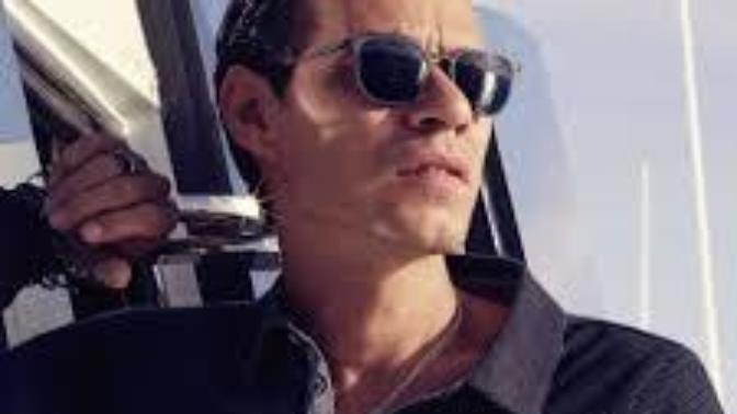 Girls, Do you find Marc Anthony attractive? What would you rate out of 10?