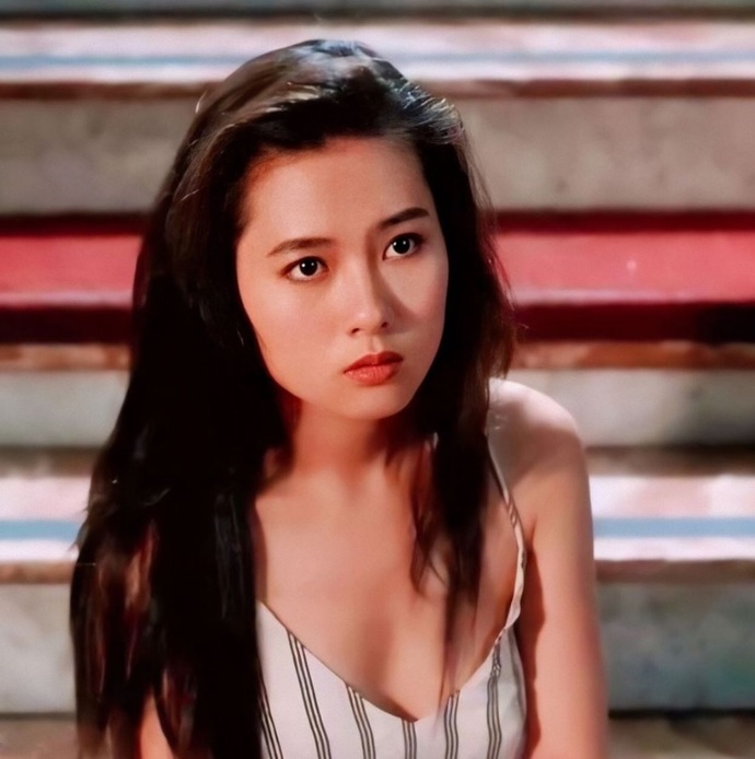 Who are the most beautiful 80s 90s movie actresses in your opinion?