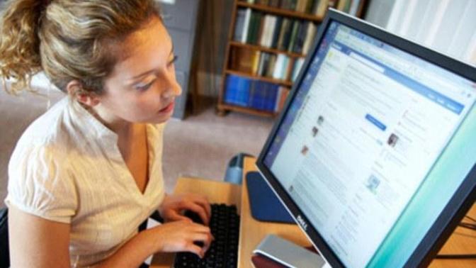 When in a relationship, do you feel the need to change your relationship status on social media on "in a relationship with (the person)"?