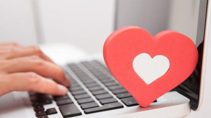How do you start an online relationship?