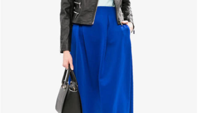 Which girl is more attractive in terms of her appearance, style of clothing, hair etc?