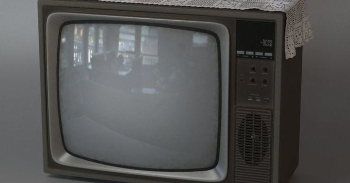 When Did You Last See A Non Flat Screen TV GirlsAskGuys