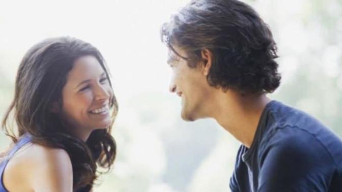 Is our attractiveness defined by the attractiveness of those who approach us?