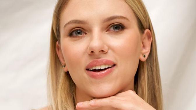 Why Do Many Say: "None Looks Like Models Irl"?