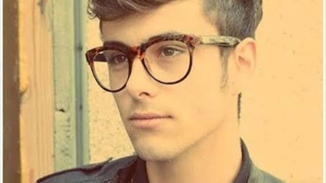 Would u like to date a spectacled person?
