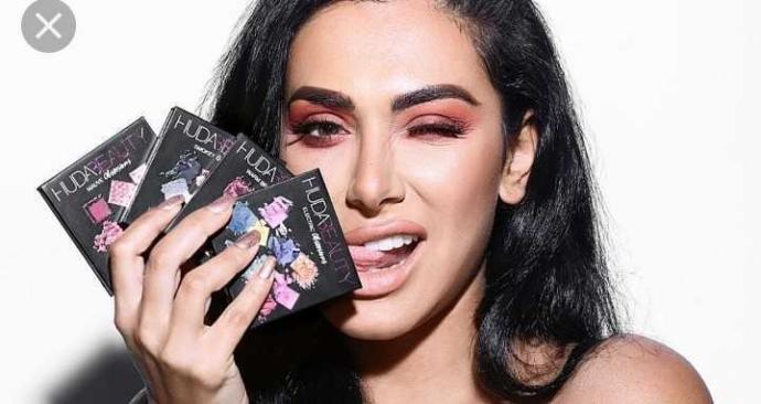 What beauty guru is your favourite?