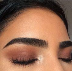 Are straight eyebrows more attractive?
