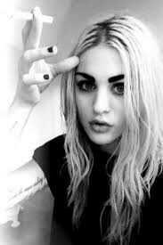 Do you find Frances Bean Cobain attractive?