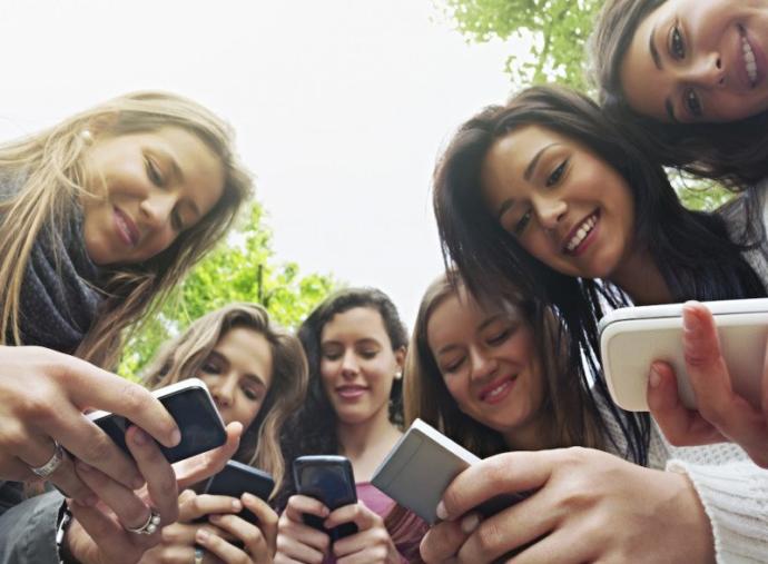 Is anyone going somewhere really scenic, exciting, adventurous and exotic this weekend to stare at your cell phone?