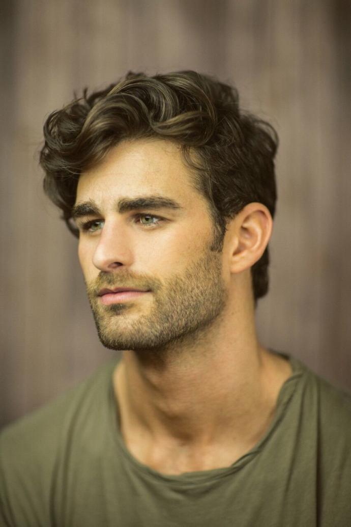 Guy's Wavy Hair